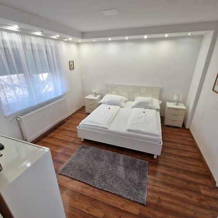 Matrix Apartman ベーケーシュチャバ エクステリア 写真