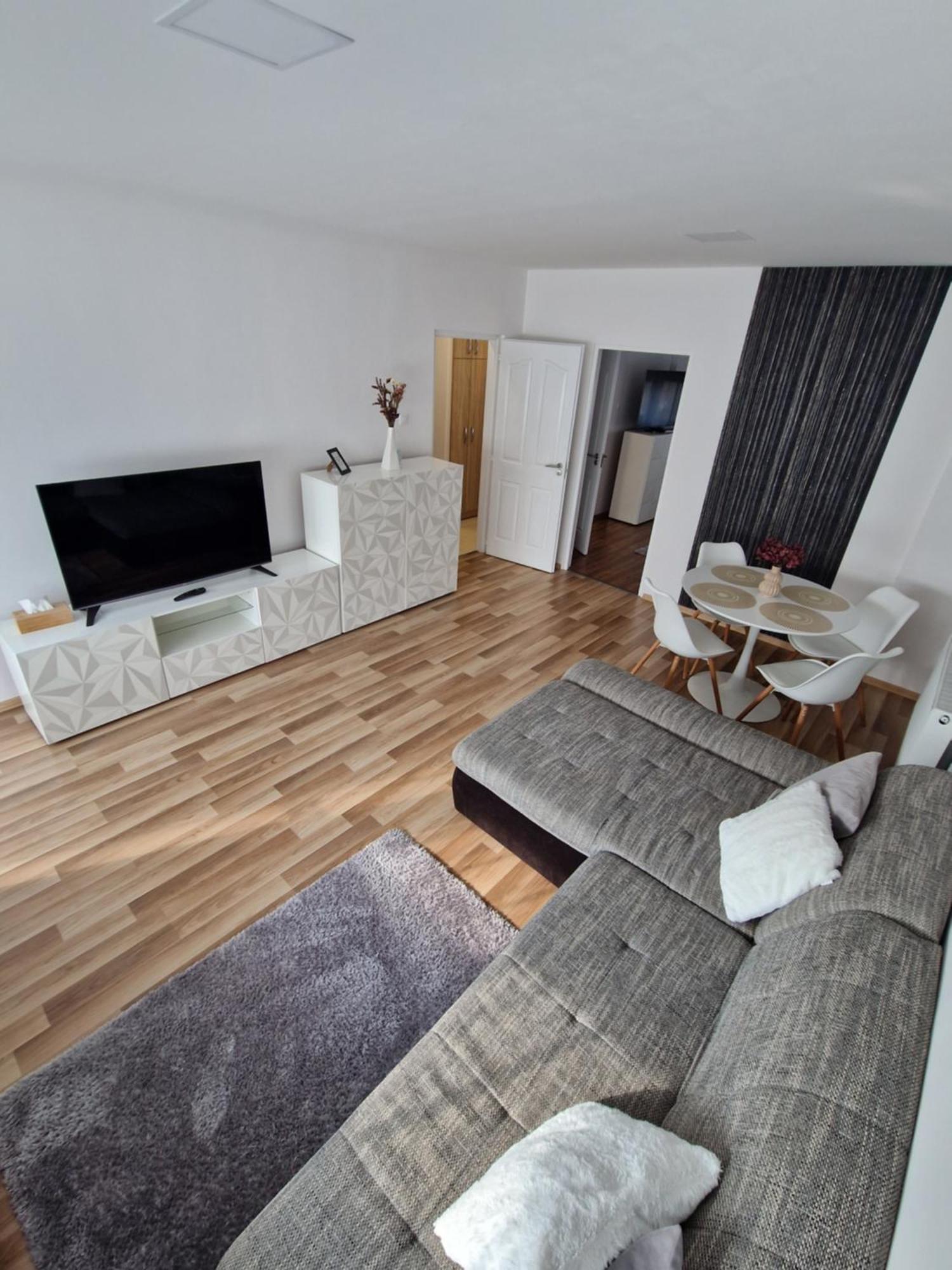 Matrix Apartman ベーケーシュチャバ エクステリア 写真